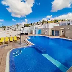 Appartement 3 Bedrooms In Island Village Pool View Costa Adeje (Tenerife)