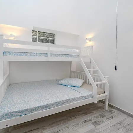 3 Bedrooms In Island Village Pool View 公寓 阿德耶