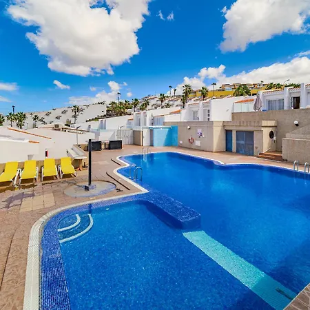 Lägenhet 3 Bedrooms In Island Village Pool View Costa Adeje (Tenerife)